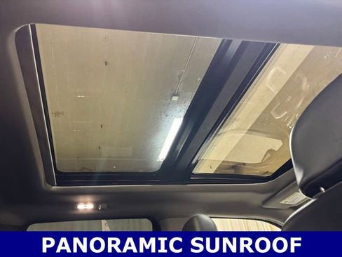 Used 2019 Ford F150 Lariat image 31