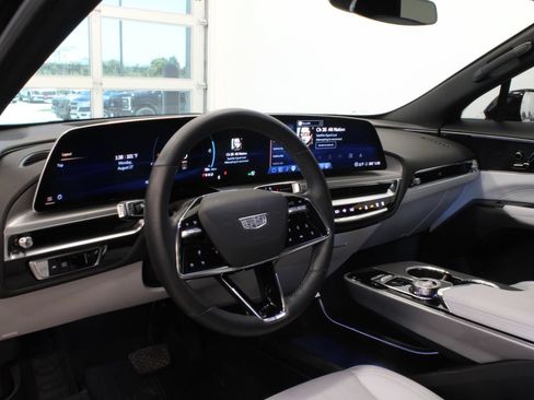 Used 2025 Cadillac Lyriq Sport w/ LPO, Floor Liner Package RWD image 13