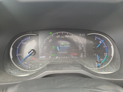 Certified 2024 Toyota RAV4 SE w/ Weather & Moonroof Package AWD/4WD image 23