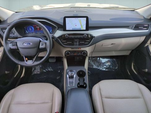 Used 2022 Ford Escape SEL w/ Technology Package AWD/4WD image 27