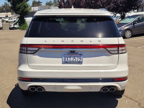 Certified 2021 Lincoln Aviator Grand Touring w/ Equipment Group 302A AWD/4WD image 5