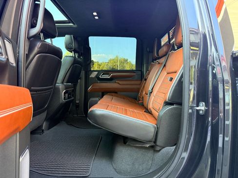 Used 2024 GMC Sierra 2500 Denali Ultimate w/ Snow Plow Prep/Camper Package AWD/4WD image 42