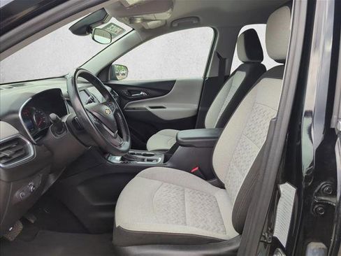 Used 2024 Chevrolet Equinox LT FWD image 16