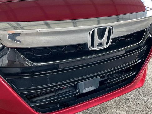 Used 2019 Honda Accord Touring image 28