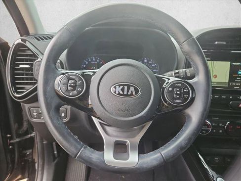 Used 2020 Kia Soul EX w/ Option Group 015 FWD image 12