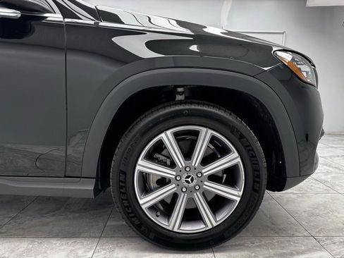 Used 2023 Mercedes-Benz GLS 450 4MATIC image 12