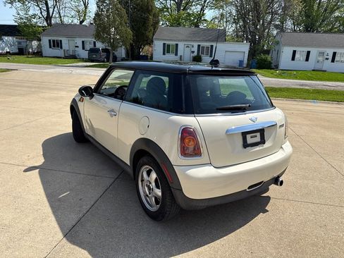 Used 2007 MINI Cooper Hardtop FWD image 8
