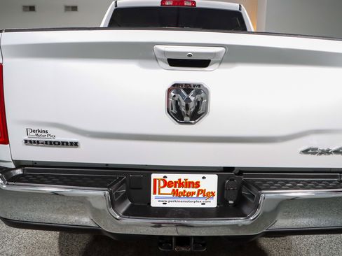 Used 2022 RAM 2500 Big Horn w/ Cold Weather Group image 8