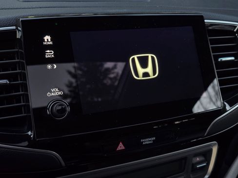 Used 2019 Honda Pilot Touring image 67