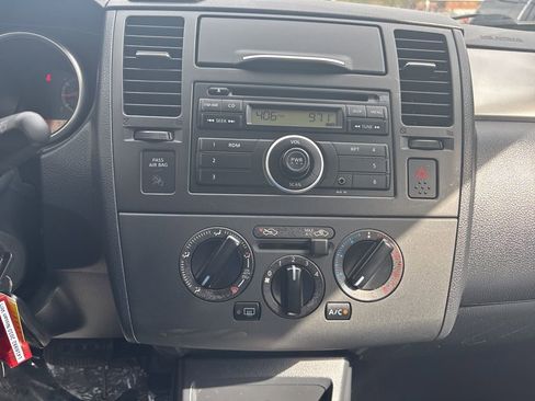 Used 2010 Nissan Versa 1.8 S w/ PWR Plus Pkg FWD image 14