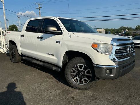 Used 2016 Toyota Tundra SR5 w/ TRD Off Road Package image 7