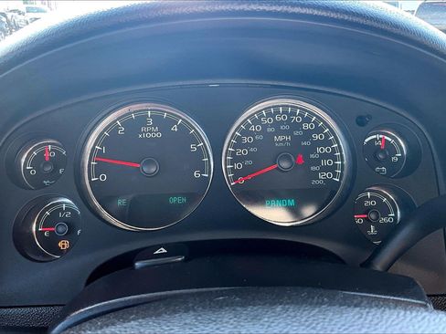 Used 2014 Chevrolet Tahoe LTZ AWD/4WD image 25