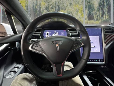 Used 2016 Tesla Model X 60D AWD/4WD image 18