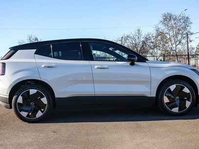 New 2026 Volvo EX30 Ultra w/ Climate Package
