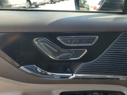 Used 2020 Lincoln Corsair FWD image 16