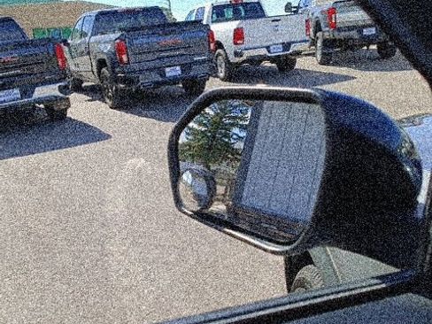 Used 2023 Ford Explorer Limited image 24