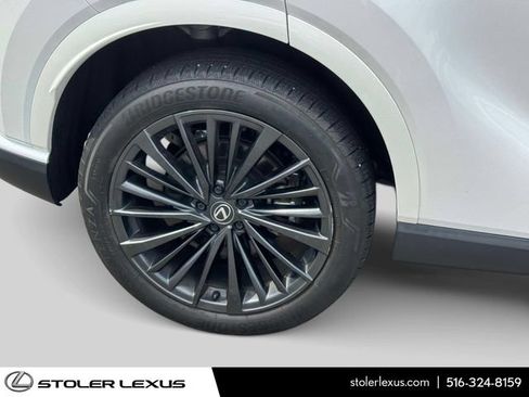 Used 2024 Lexus RX 350 Premium w/ Cold Area Package AWD/4WD image 6