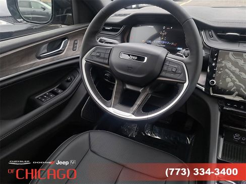 New 2026 Jeep Grand Cherokee Limited image 15