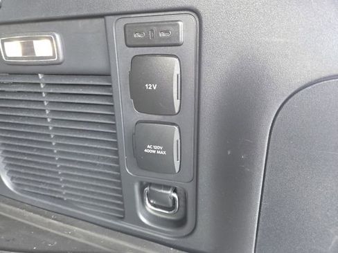 Used 2025 Ford Expedition Max King Ranch image 21