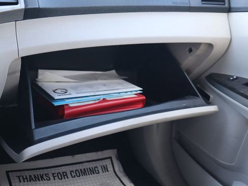 Used 2014 Toyota Venza XLE image 40