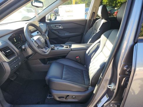 New 2026 Nissan Rogue Platinum w/ Platinum Premium Package image 6