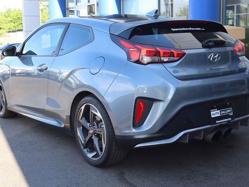Used 2019 Hyundai Veloster Turbo FWD image 3