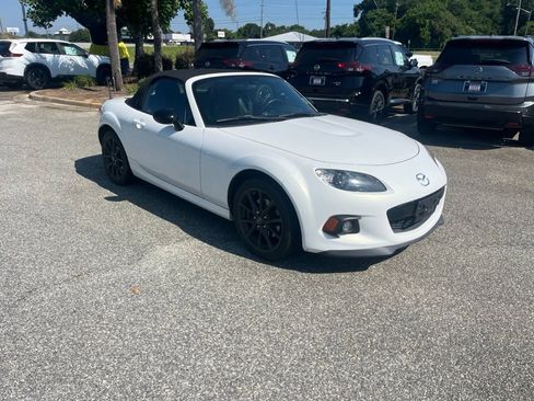Used 2013 MAZDA MX-5 Miata Club RWD image 1