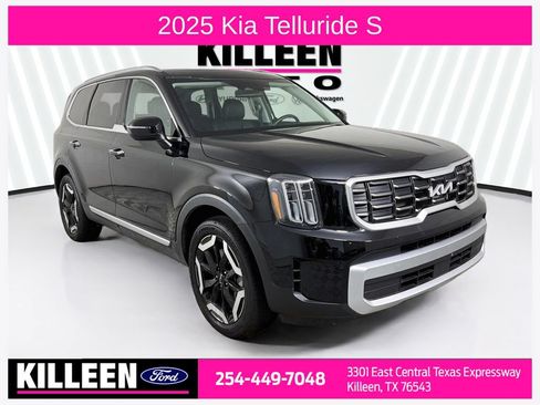 Used 2025 Kia Telluride S FWD image 1