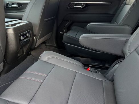 New 2026 Chevrolet Tahoe RST w/ RST Capability Package AWD/4WD image 12