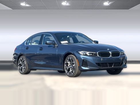 Used 2026 BMW 330i Sedan RWD image 7