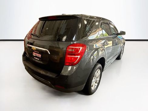 Used 2017 Chevrolet Equinox LS FWD image 6