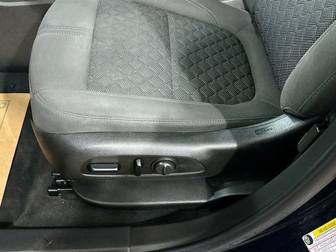 Used 2020 Chevrolet Blazer LT image 19