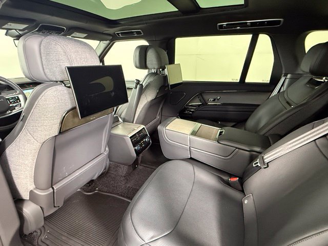 New 2026 Land Rover Range Rover SV AWD/4WD image 26
