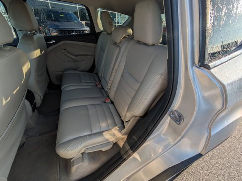 Used 2014 Ford Escape SE w/ Equipment Group 201A image 14