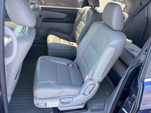 Used 2014 Honda Odyssey EX-L image 12