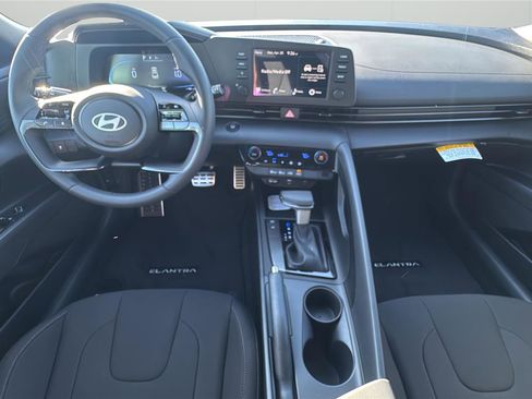 New 2026 Hyundai Elantra Sport FWD image 22