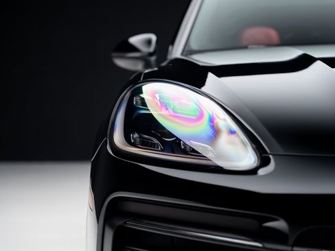 Used 2023 Porsche Cayenne S image 10