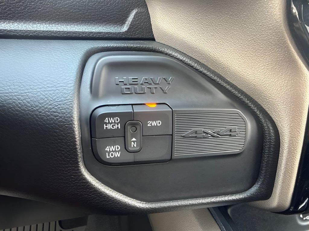 Used 2024 RAM 2500 Laramie AWD/4WD image 20
