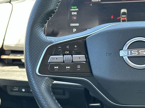 Used 2023 Nissan Ariya AWD image 8