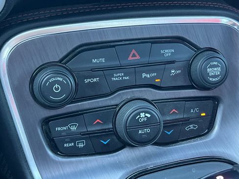 Used 2017 Dodge Challenger R/T Scat Pack image 21