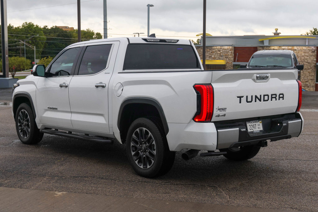 Used 2026 Toyota Tundra Limited w/ Power Package AWD/4WD image 5