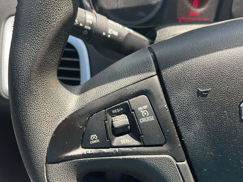 Used 2015 GMC Terrain SLE w/ LPO, Protection Package FWD image 11