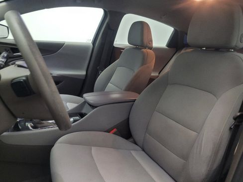 Used 2019 Chevrolet Malibu LT image 17