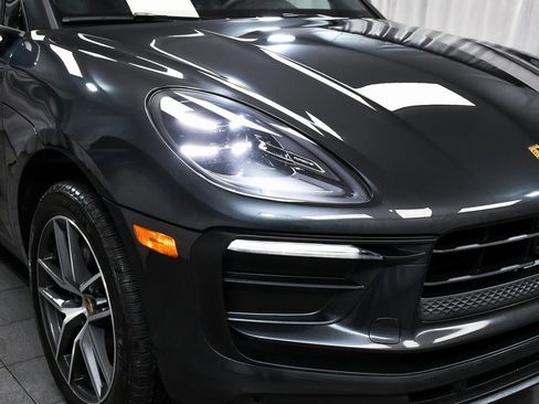 Used 2024 Porsche Macan image 70