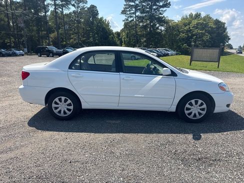 Used 2006 Toyota Corolla LE FWD image 13