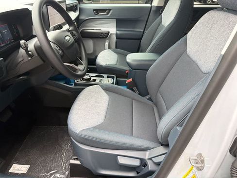 New 2026 Ford Maverick XLT FWD image 10