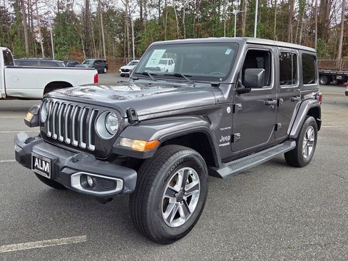 Used 2021 Jeep Wrangler Unlimited Sahara image 3