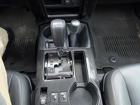 Used 2020 Toyota 4Runner Venture w/ Moonroof Package image 27