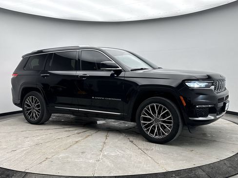 Used 2022 Jeep Grand Cherokee L Summit image 7