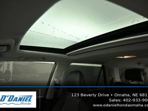Used 2022 Toyota 4Runner SR5 Premium w/ Moonroof Package AWD/4WD image 35